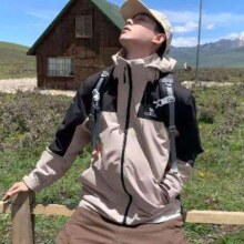 15日10点：骆驼 可拆卸抓绒内胆防风外套登山服男款三合一冲锋衣