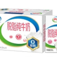 PLUS会员：伊利 脱脂纯牛奶 250ml*16盒