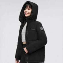 波司登 女式运动休闲柔和色彩百搭冬季连帽温暖羽绒服
