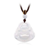 CHOW TAI SENG 周大生 玉髓白月光吊坠
