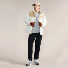 10点：New Balance NB 男女短款秋冬防泼水鸭绒羽绒服 AMJ43374