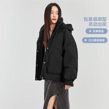 雪中飞 女式短款廓形羽绒服时尚都市秋冬款小个子年轻外套女