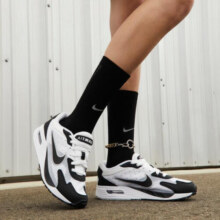 耐克（NIKE）AIR MAX SOLO 女子运动鞋 FN0784-101 37.5