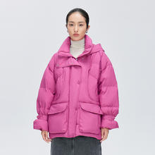 艾莱依 商场同款羽绒服女短款秋冬保暖连帽鸭绒服时尚立体工装贴袋女外套