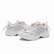 Plus会员：Champion 美国冠军跑鞋 女男 厚底复古运动休闲鞋24FWR09 白色 +凑单