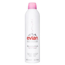 evian 天然矿泉水喷雾