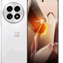 再降价，plus:一加 13 12GB+512GB 白露晨曦 高通骁龙8至尊版 6000mAh 冰川电池 AI智能游戏手机 旗舰影像性能手机