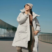 波司登 加厚连帽中长款女式羽绒