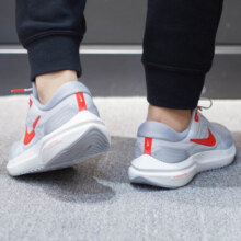 耐克（Nike）女鞋运动鞋春新款AIRZOOMVOME休闲鞋透气跑步鞋DA7698 DA7698-005/红钩 36.5