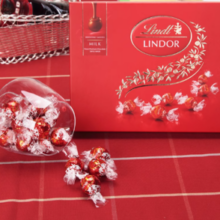 88VIP！Lindt 瑞士莲 LINDOR软心 牛奶巧克力 14粒 168g 礼盒装