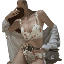 Glambody乳胶内衣女小胸聚拢收副乳防下垂文胸罩纯欲文胸套装682236 奶油色-套装 70A=32A(舒适无钢圈)
