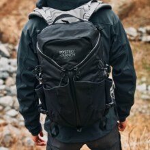 MYSTERY RANCH 神秘农场MR COULEE户外徒步登山男女休闲运动轻量双肩旅行背包 男 25L 黑色 男 S/M码