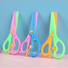 儿童剪刀安全手工塑料颜色混发2把