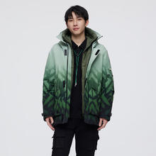 波司登 冬季鹅绒羽绒服男款连帽时尚印花城市运动保暖外套