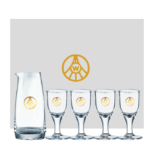plus会员:五粮液 白酒酒具礼盒套装含1个分酒器4个小酒杯（不含酒水）年货节送礼
