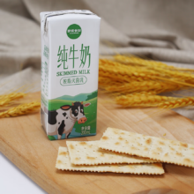 咿呀食刻 3.6g蛋白质纯牛奶200ml