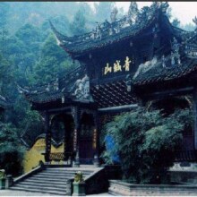 成都+都江堰+青城山+三星堆博物馆5日4晚拼小团