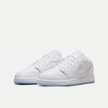 耐克（NIKE）AIR JORDAN 1 LOW SE 运动鞋 FQ9112-100 38.5