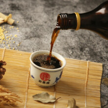 即墨老酒黄酒经典八年陈酿黄酒500ml*6整箱装甜型焦香型山东老黄酒 经典八年陈 500mL 6瓶 整箱装
