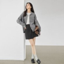 对白 慵懒复古宽松翻领 女式针织毛衣外套