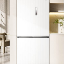 新品上市：Midea 美的571 纯平全嵌十字四门冰箱 BCD-571WUSPZM(E)