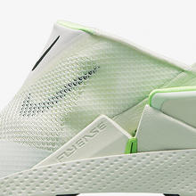 NIKE 耐克 Go FlyEase女子运动舒适耐磨跑步鞋DR5540-004