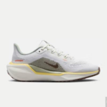20点：NIKE 耐克 PEGASUS 41 跑步鞋 HV6006-121