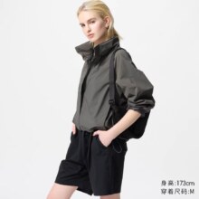 38节：优衣库 女装防风立领茄克外套夹克
