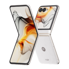 Moto 摩托罗拉 Razr 50 小折叠 12+512GB 白色恋人