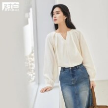对白 小V领宽袖口捏褶设计女式长袖衬衫