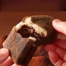 比比赞 爆浆黑巧蛋皮吐司600g