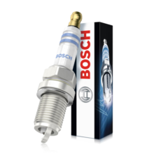 博世（BOSCH）单铂金火花塞0557四支装马自达3/2/哈弗H5比亚迪F6现代途胜伊兰特