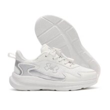 20点：安德玛（Under Armour）儿童舒适跑鞋