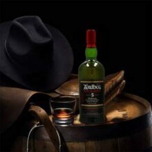 入门经典，Ardbeg 雅柏 10年 单一麦芽 苏格兰威士忌700mL 礼盒装