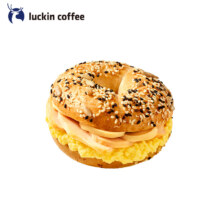 新品上市：luckin coffee 瑞幸咖啡 烟熏鸡肉贝果三明治