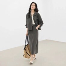 对白 混色肌理感面料 女式翻领外套半裙套装
