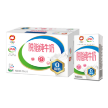 伊利 脱脂纯牛奶 250ml*16盒整箱