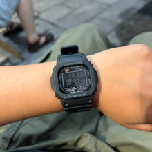 卡西欧（CASIO） G-SHOCK系列手表复古经典方块多功能时尚运动防水情人节礼物 电波+太阳能GW-M5610U-1B