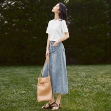 对白 圆领女式短袖T恤