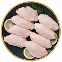 鲜京采 冷冻原切鸡翅中 1kg￥30.40 比上一次爆料降低 ￥1.31
