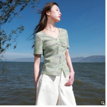 再降价：三彩 短袖T恤 微胖系列 夏季新款 晕染V领套头小衫胖MM108元包邮 （弹窗券低至在93元）