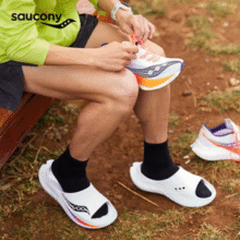 Saucony索康尼摇篮2时尚一脚蹬拖鞋男女休闲鞋白黑44.5￥138.40