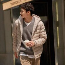 Bosideng 波司登 男士680蓬轻薄连帽羽绒服B30131007新低100.8元包邮
