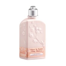 欧舒丹 甜蜜樱花润肤露250ml108元、包邮