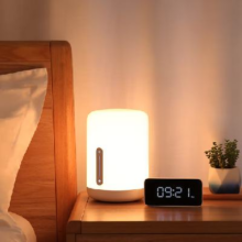PLUS会员：米家（MIJIA）床头灯2 智能台灯卧室炫彩柔光夜灯142.41元包邮