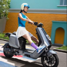 1日0点、PLUS：小牛 电动自行车基础款 NLT Citi4799元