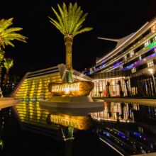 美团 上海海昌海洋公园度假酒店1晚+2大1小海昌海洋公园门票（多次入园）+官方渠道专享礼遇999元原价1590元现价999元