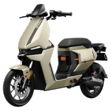 1日0点、PLUS：小牛电动 F400T都市 电动自行车 智能长续航3949元