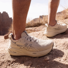 Asics 亚瑟士 GEL-NIMBUS 26 男士顶级缓震型跑鞋 多色￥609.18 4.7折