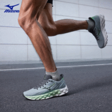 MIZUNO 美津浓 25年新款 WAVE SKY 8 男女透气缓震回弹慢跑鞋￥350.76